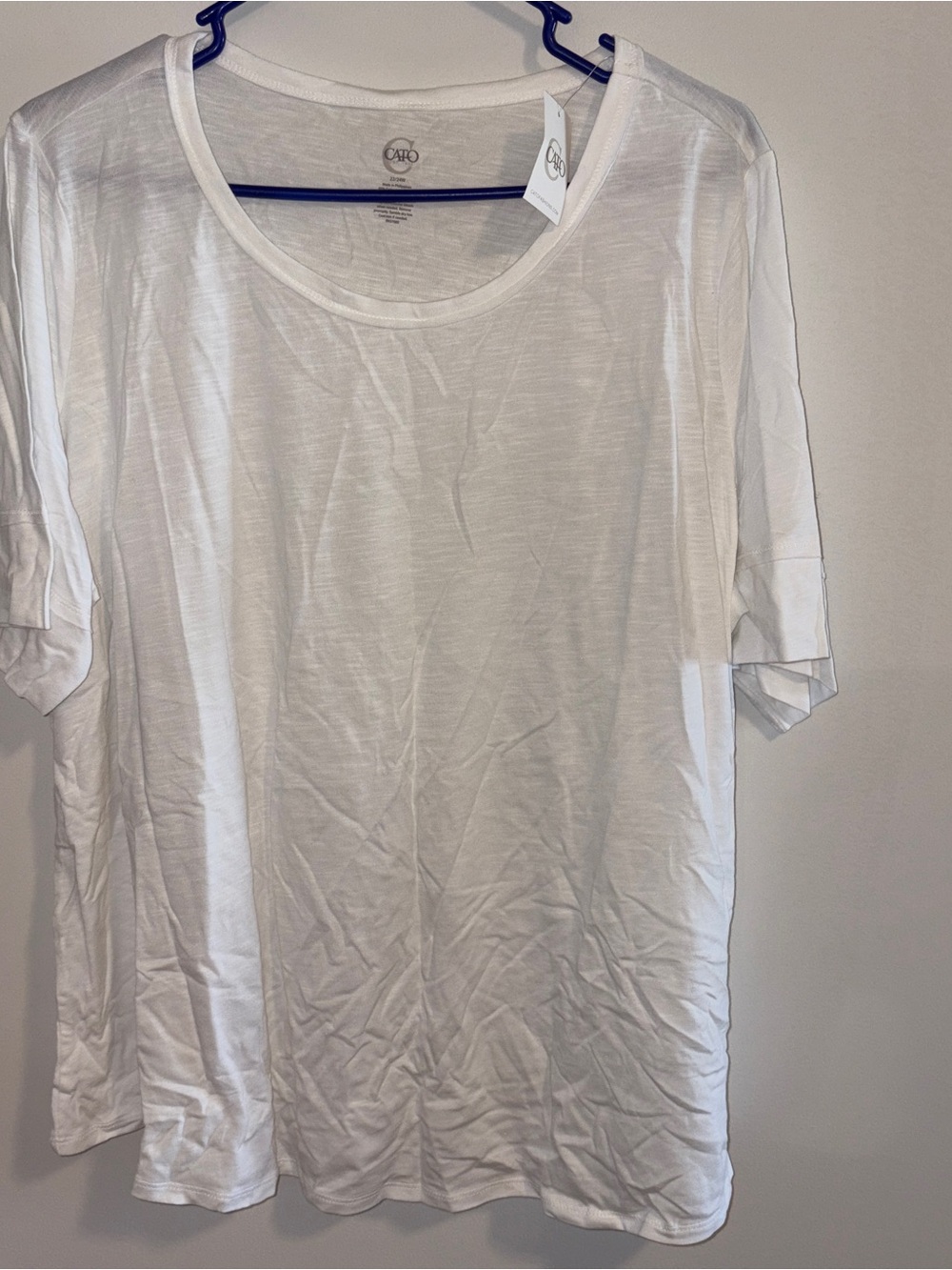 NWT Women’s Cato White Short Sleeve Scoop Neck Tee Size: 22/24